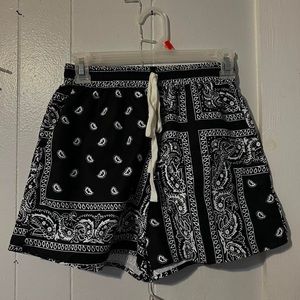 extra small bandana patterned shorts